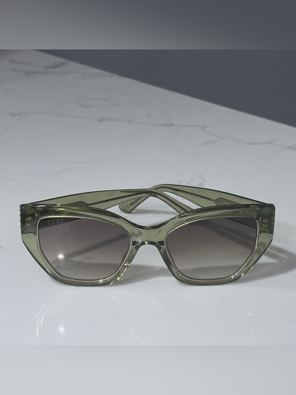 DIFF Eyewear X The White Lotus Sunglasses Thailand Cat Eye Green